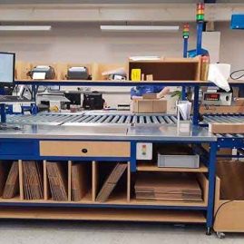 Bespoke lean packing bench & roller conveyor